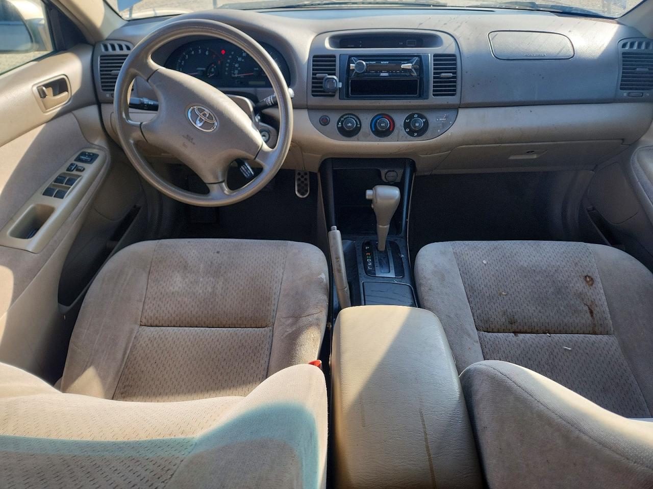 2004 Toyota Camry Standard Tan vin: 4T1BE32K94U929060