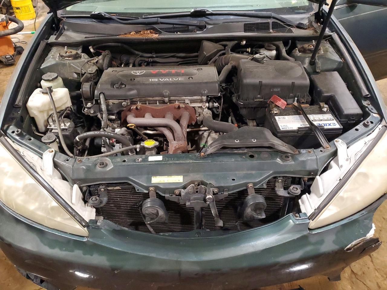 2005 Toyota Camry Le Green vin: 4T1BE32K95U023136