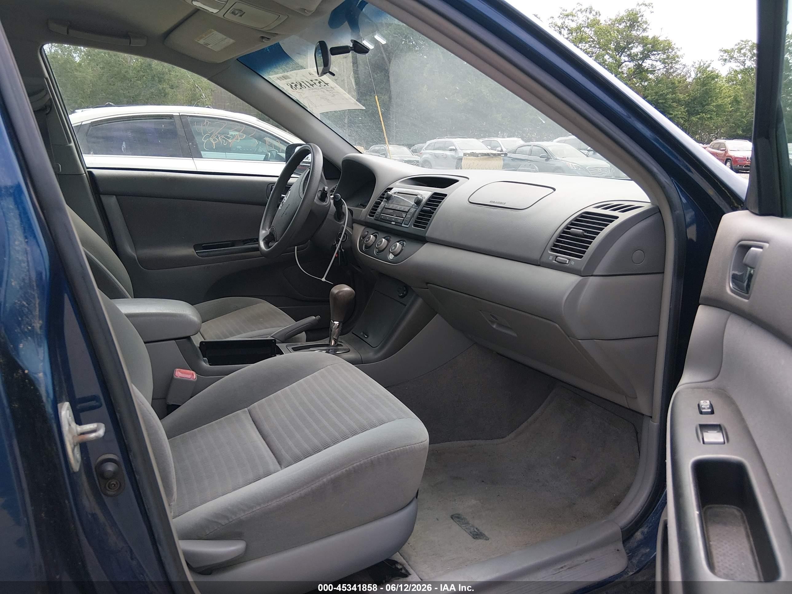 2005 Toyota Camry Le Синий vin: 4T1BE32K95U023802