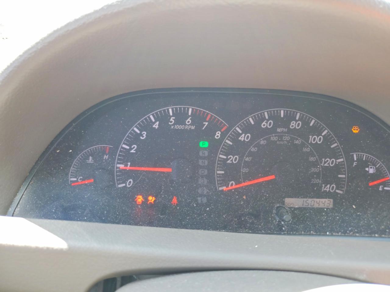 2005 Toyota Camry Le Red vin: 4T1BE32K95U061126