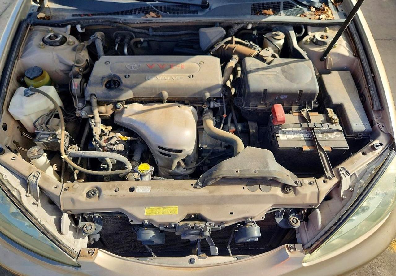 2005 Toyota Camry Le Бежевый vin: 4T1BE32K95U083336
