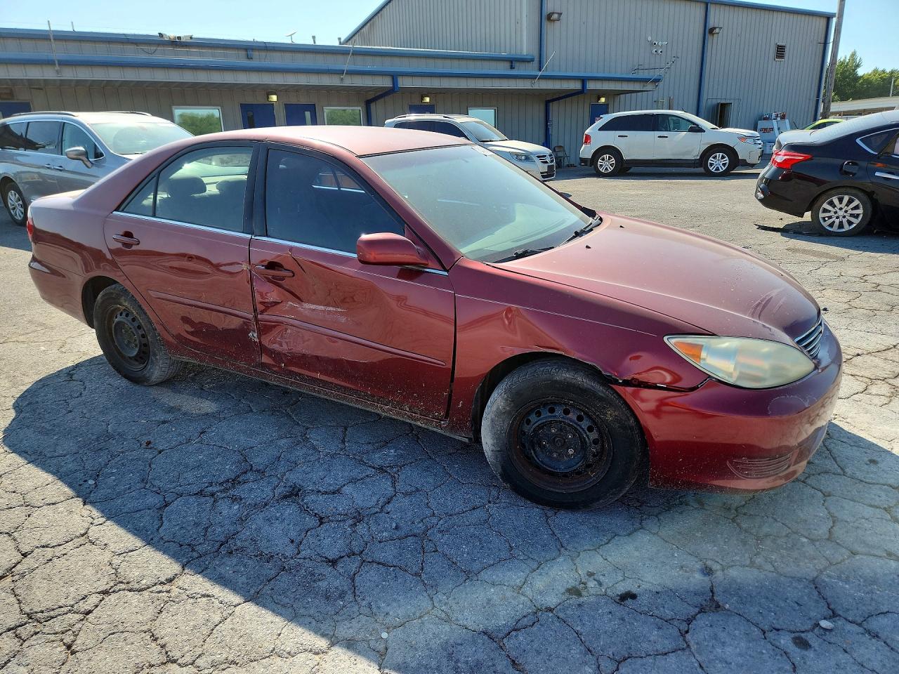 2005 Toyota Camry Le Burgundy vin: 4T1BE32K95U095079