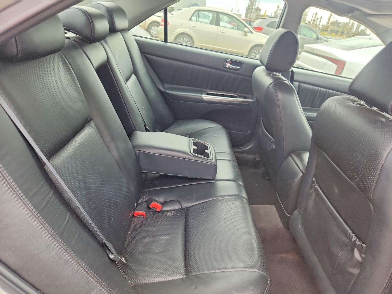 2005 Toyota Camry Standard Beige vin: 4T1BE32K95U384737