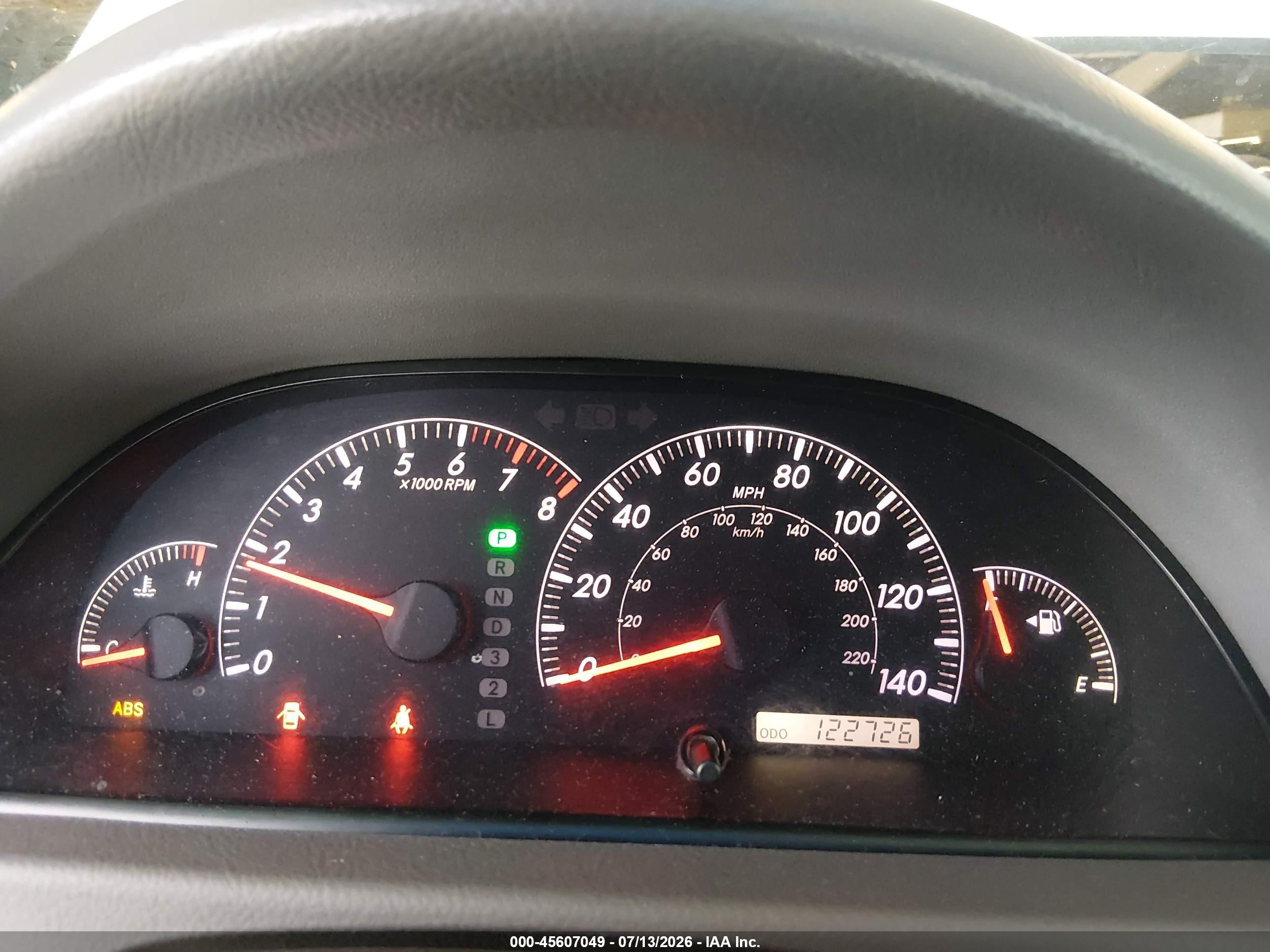 2005 Toyota Camry Le Silver vin: 4T1BE32K95U402878