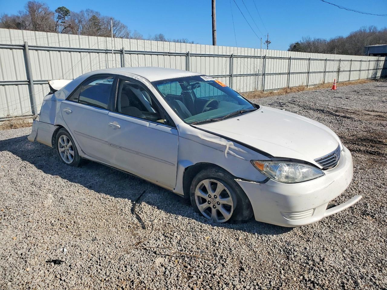 2005 Toyota Camry Le White vin: 4T1BE32K95U411287