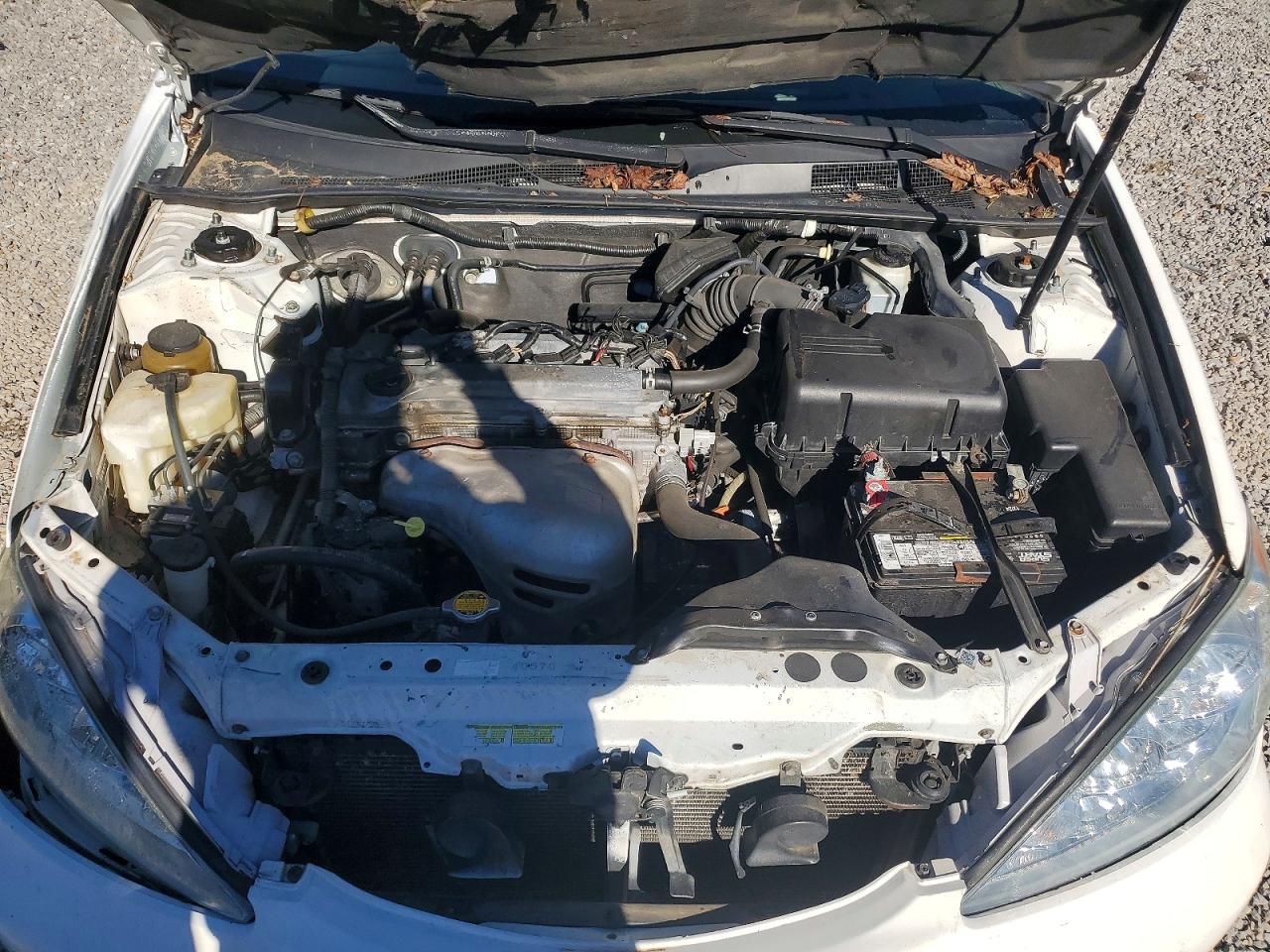 2005 Toyota Camry Le White vin: 4T1BE32K95U411287