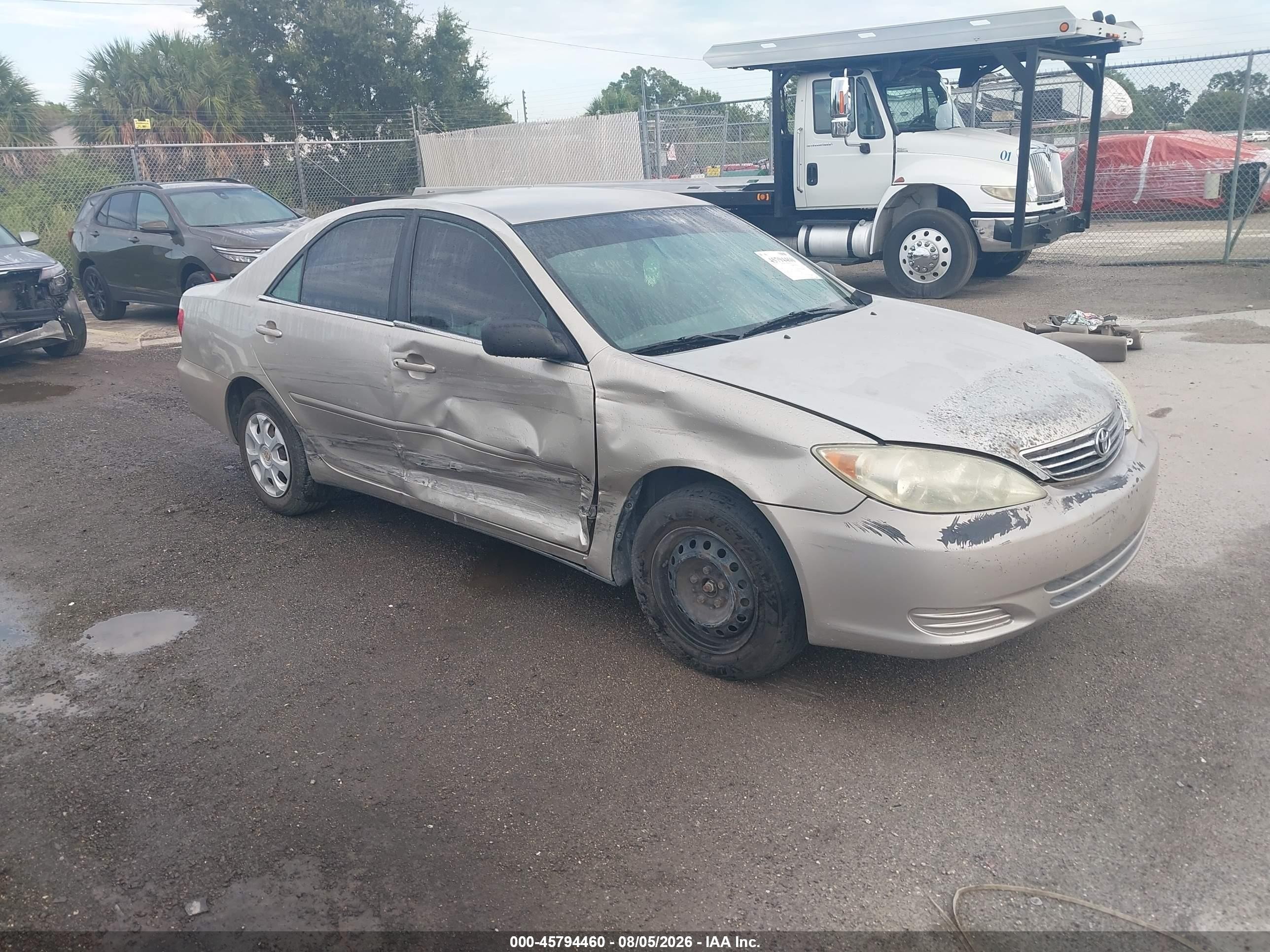 2005 Toyota Camry Std Gold vin: 4T1BE32K95U435279