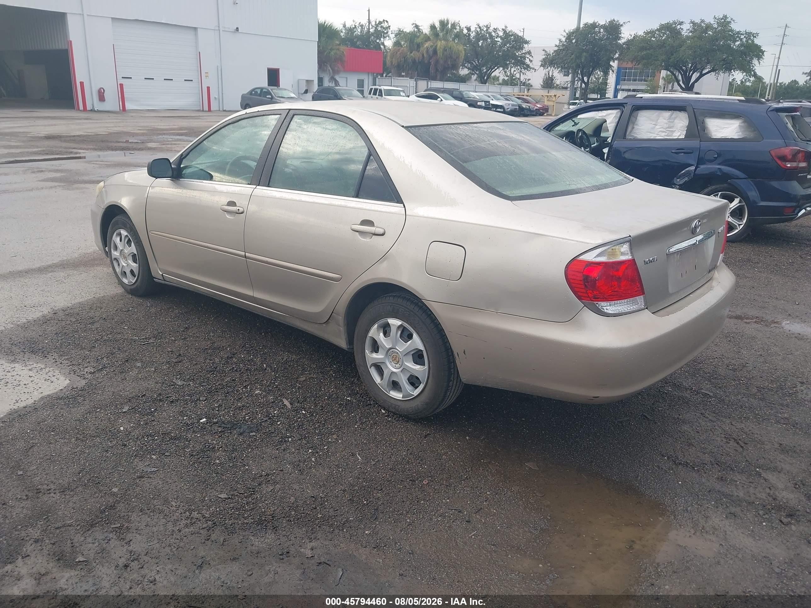 2005 Toyota Camry Std Gold vin: 4T1BE32K95U435279