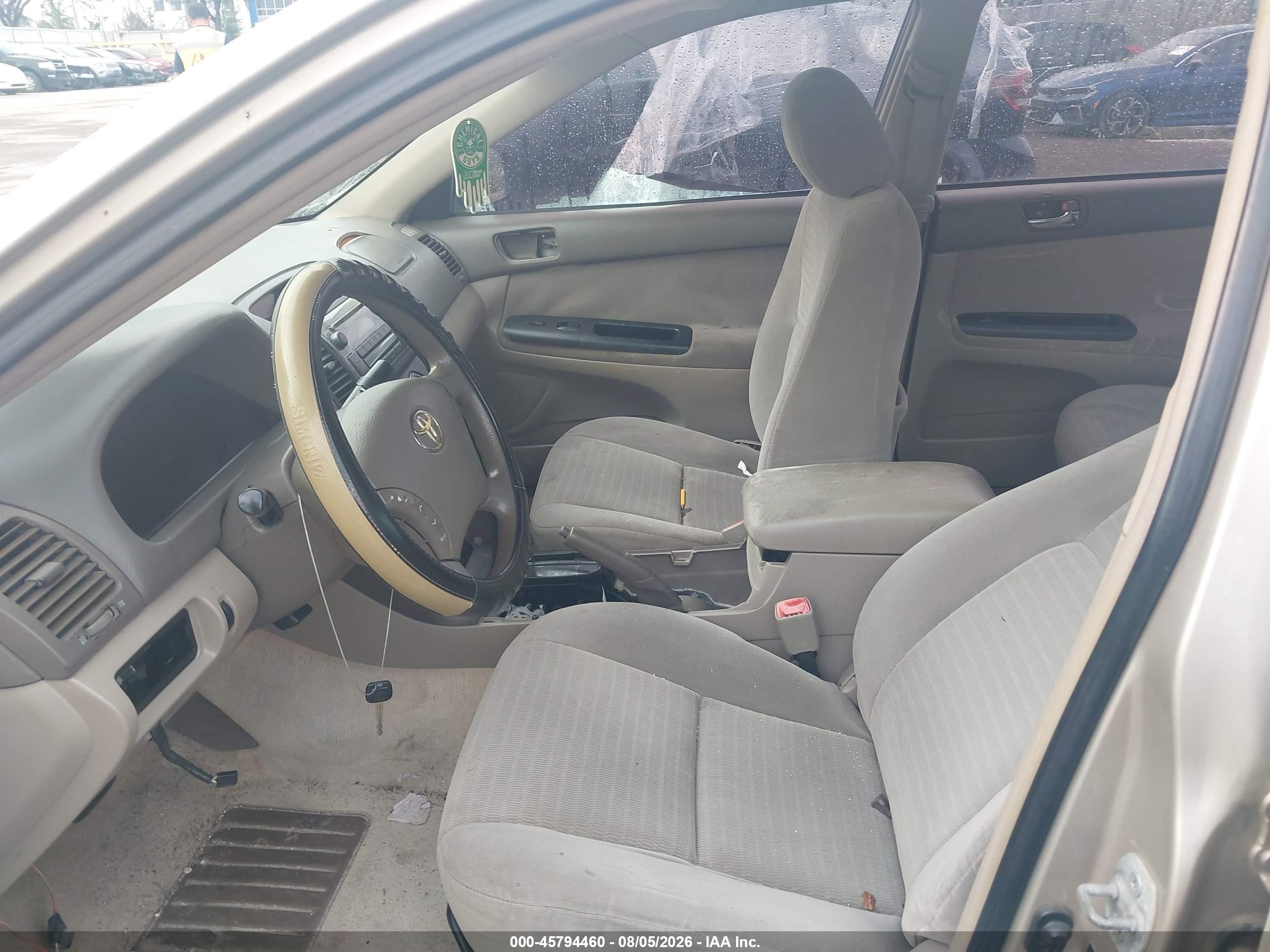 2005 Toyota Camry Std Gold vin: 4T1BE32K95U435279