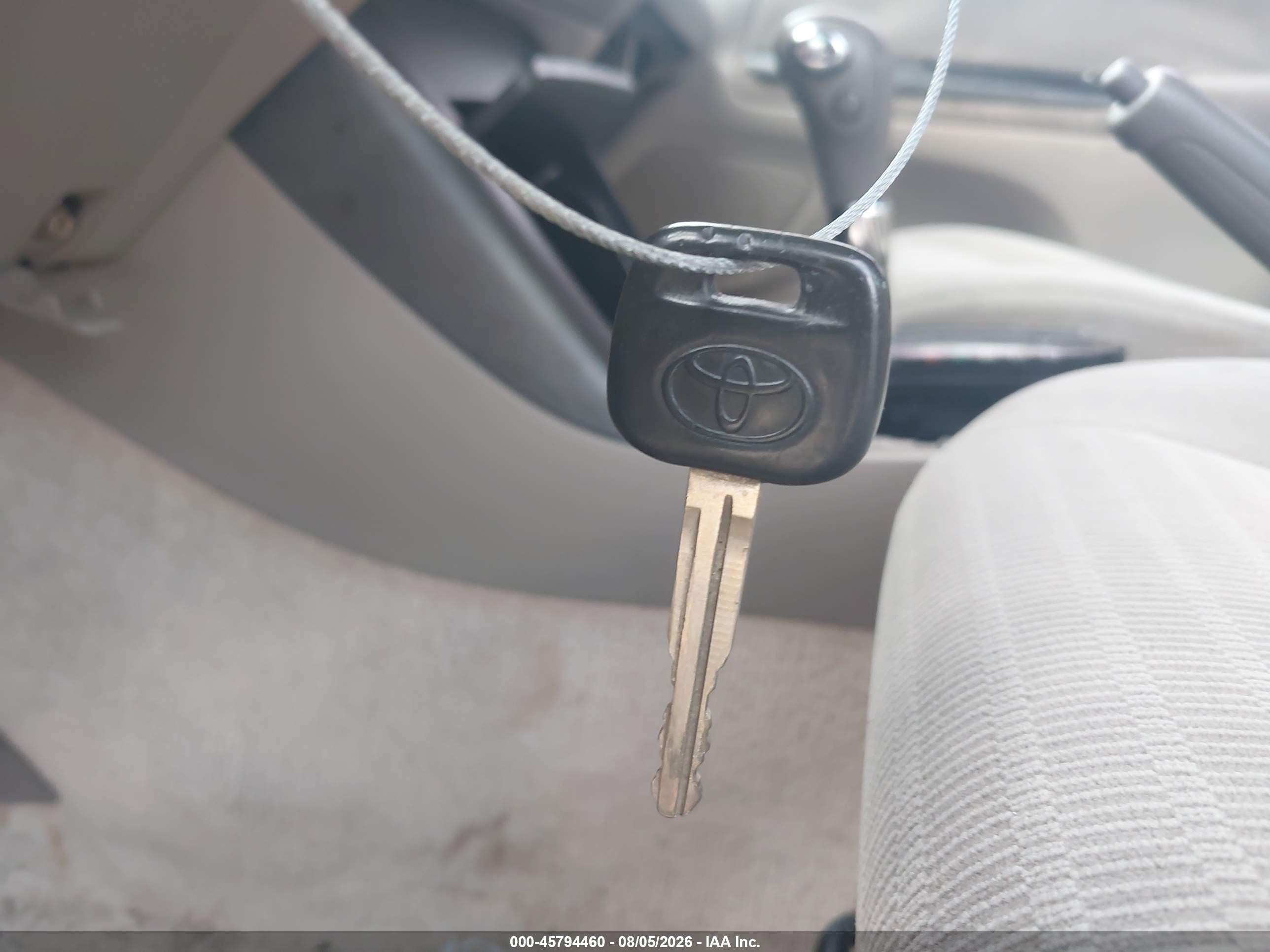2005 Toyota Camry Std Gold vin: 4T1BE32K95U435279