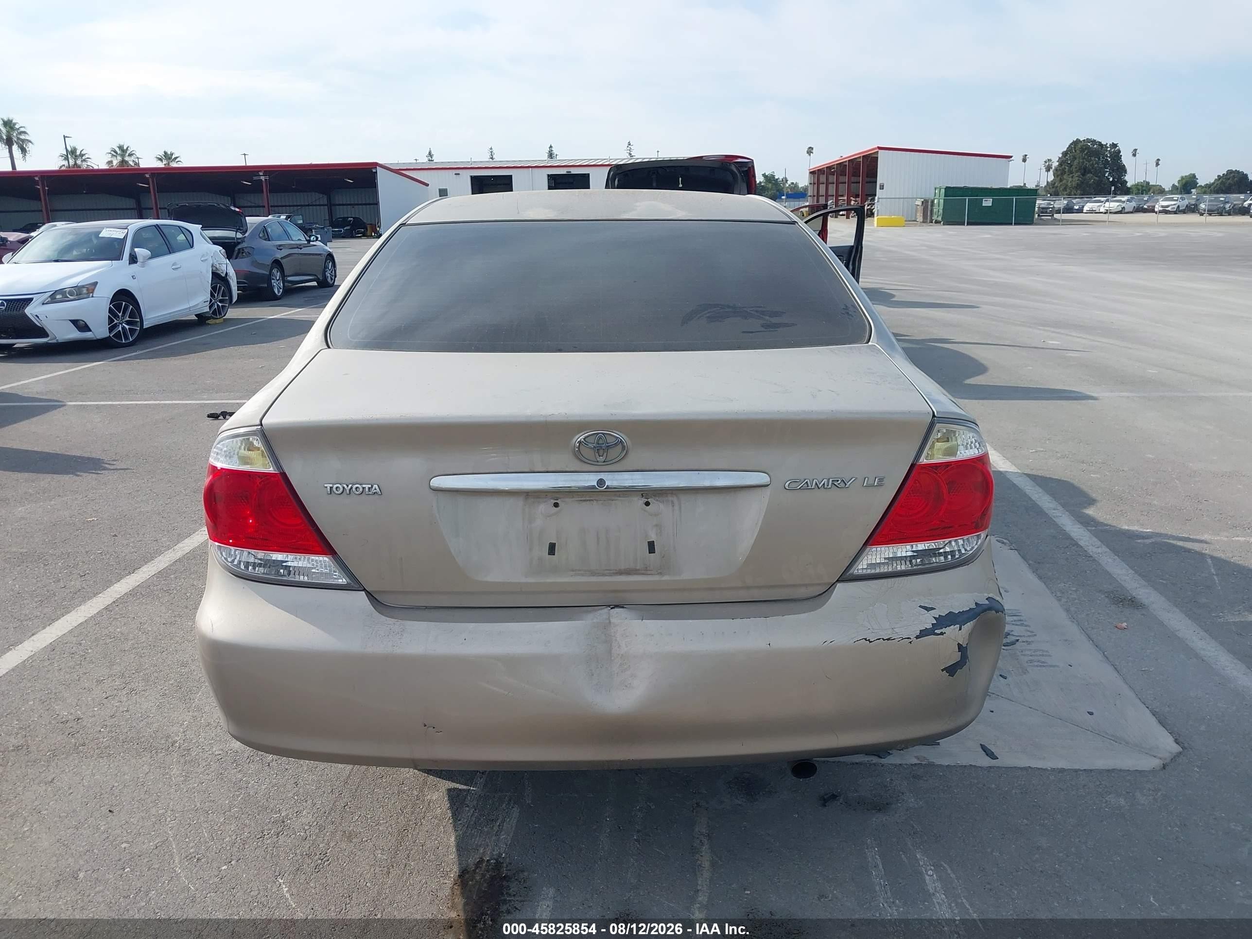2005 Toyota Camry Le Beige vin: 4T1BE32K95U508618