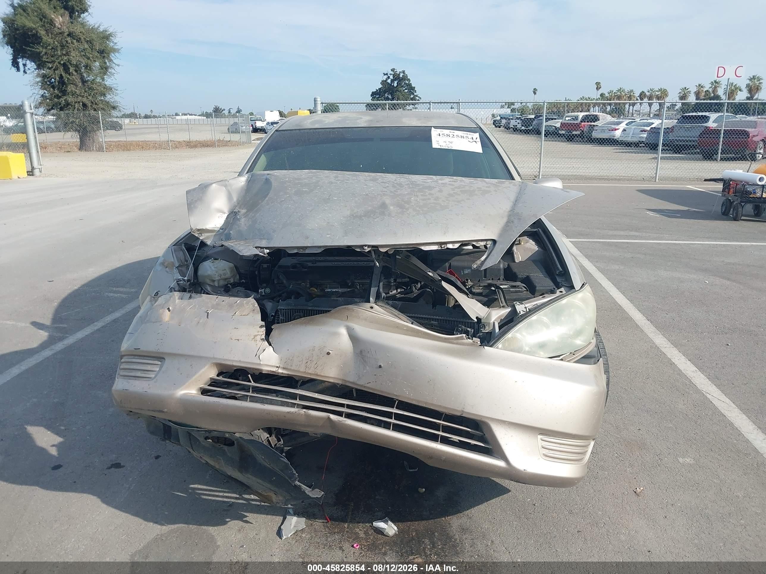 2005 Toyota Camry Le Beige vin: 4T1BE32K95U508618