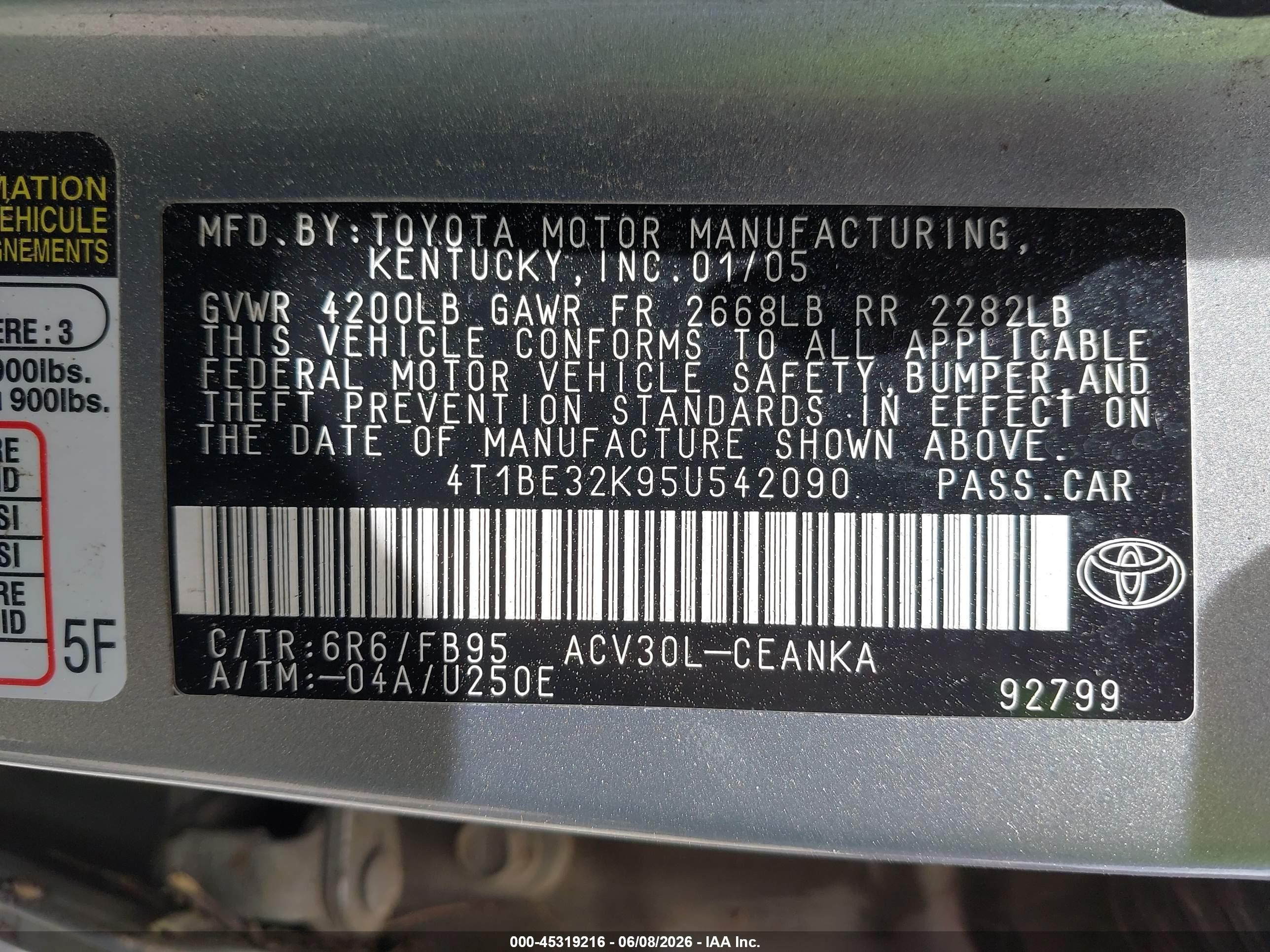2005 Toyota Camry Le Silver vin: 4T1BE32K95U542090