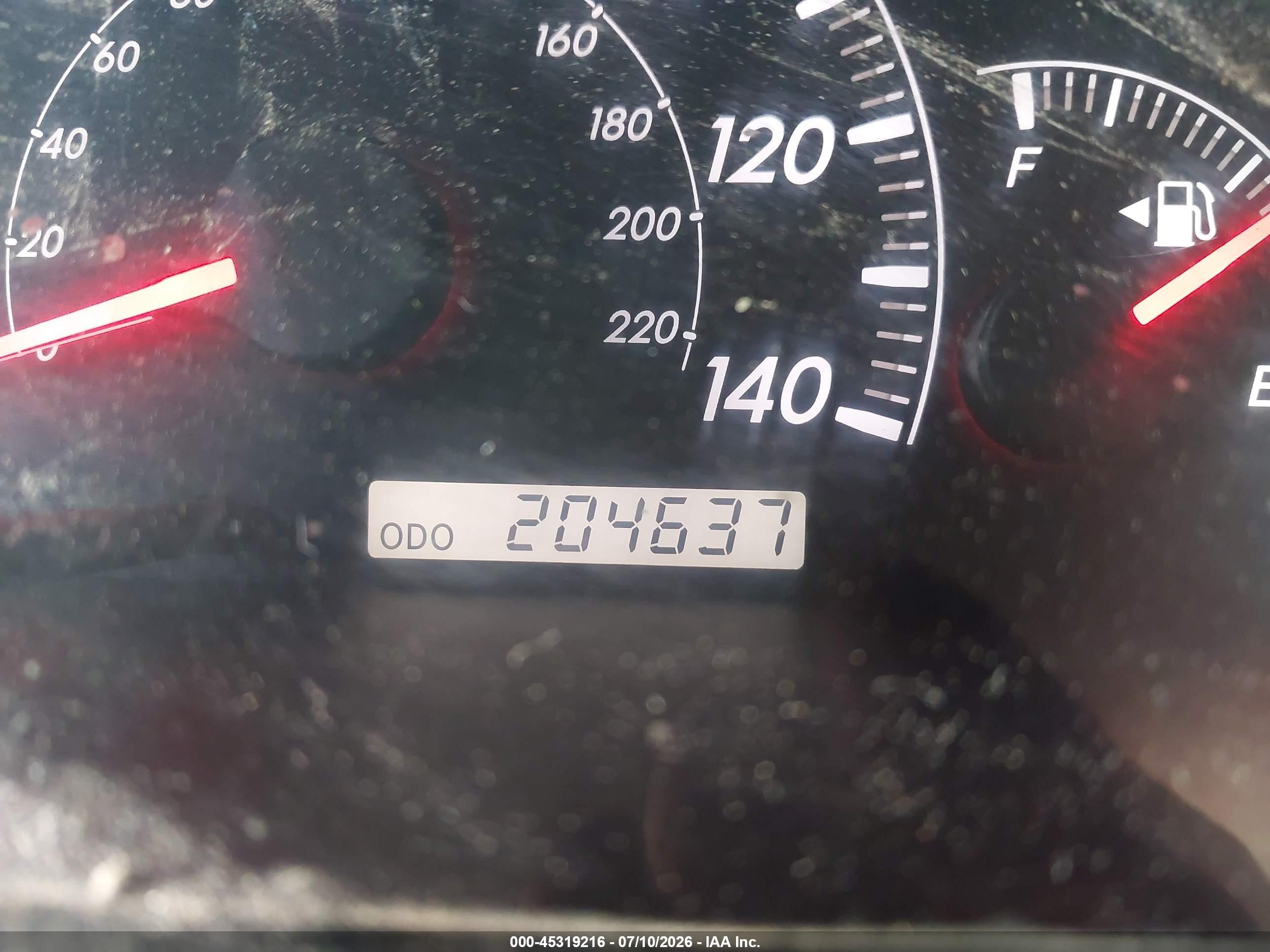 2005 Toyota Camry Le Silver vin: 4T1BE32K95U542090