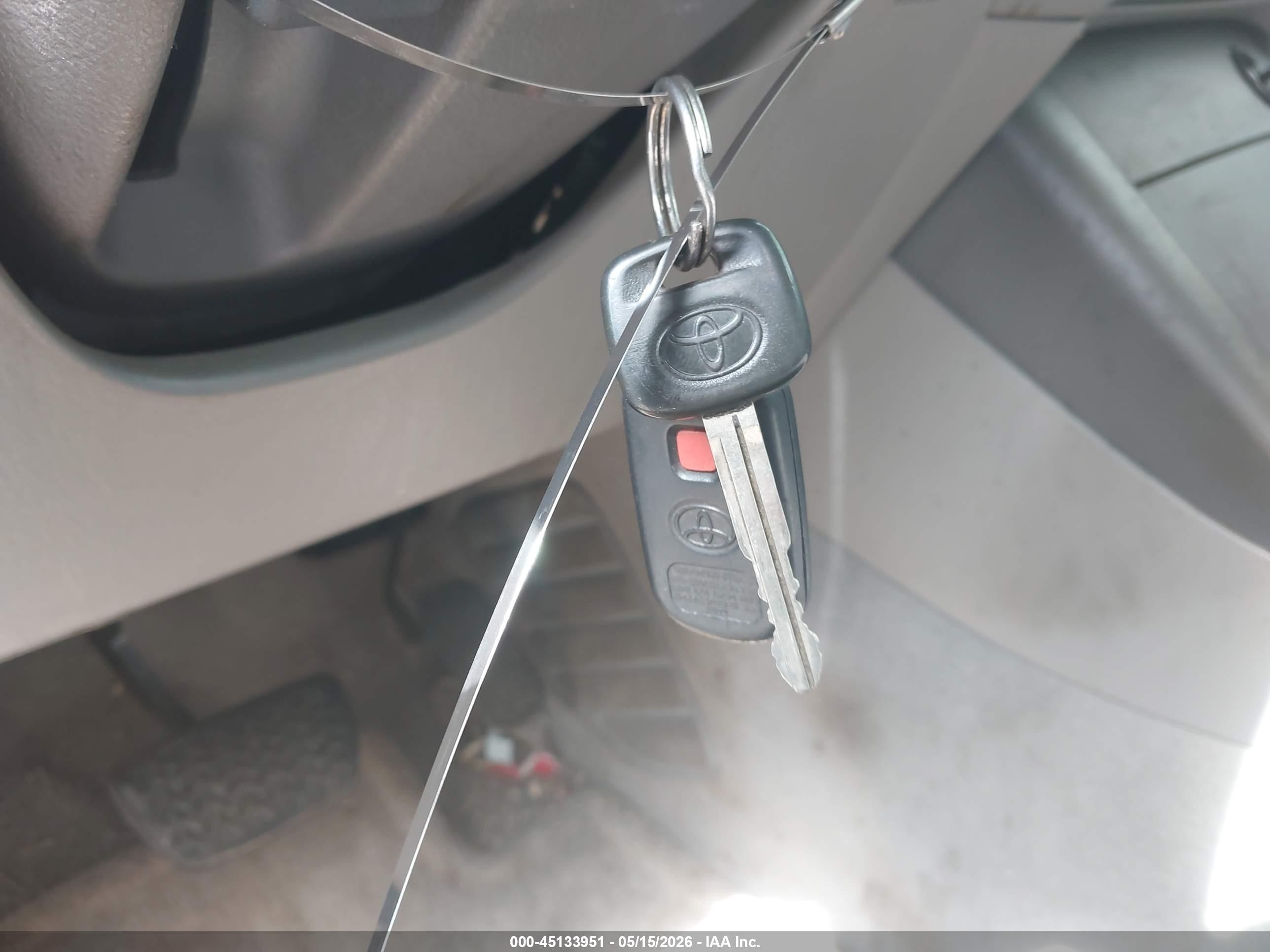 2005 Toyota Camry Le Серый vin: 4T1BE32K95U551422