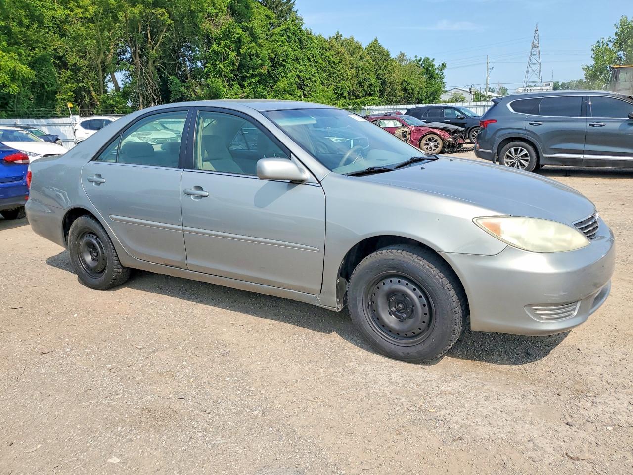 2005 Toyota Camry Standard Серебряный vin: 4T1BE32K95U553042