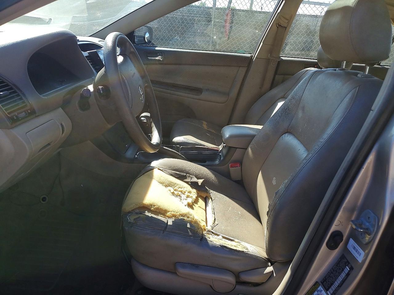 2005 Toyota Camry Standard Beige vin: 4T1BE32K95U554031