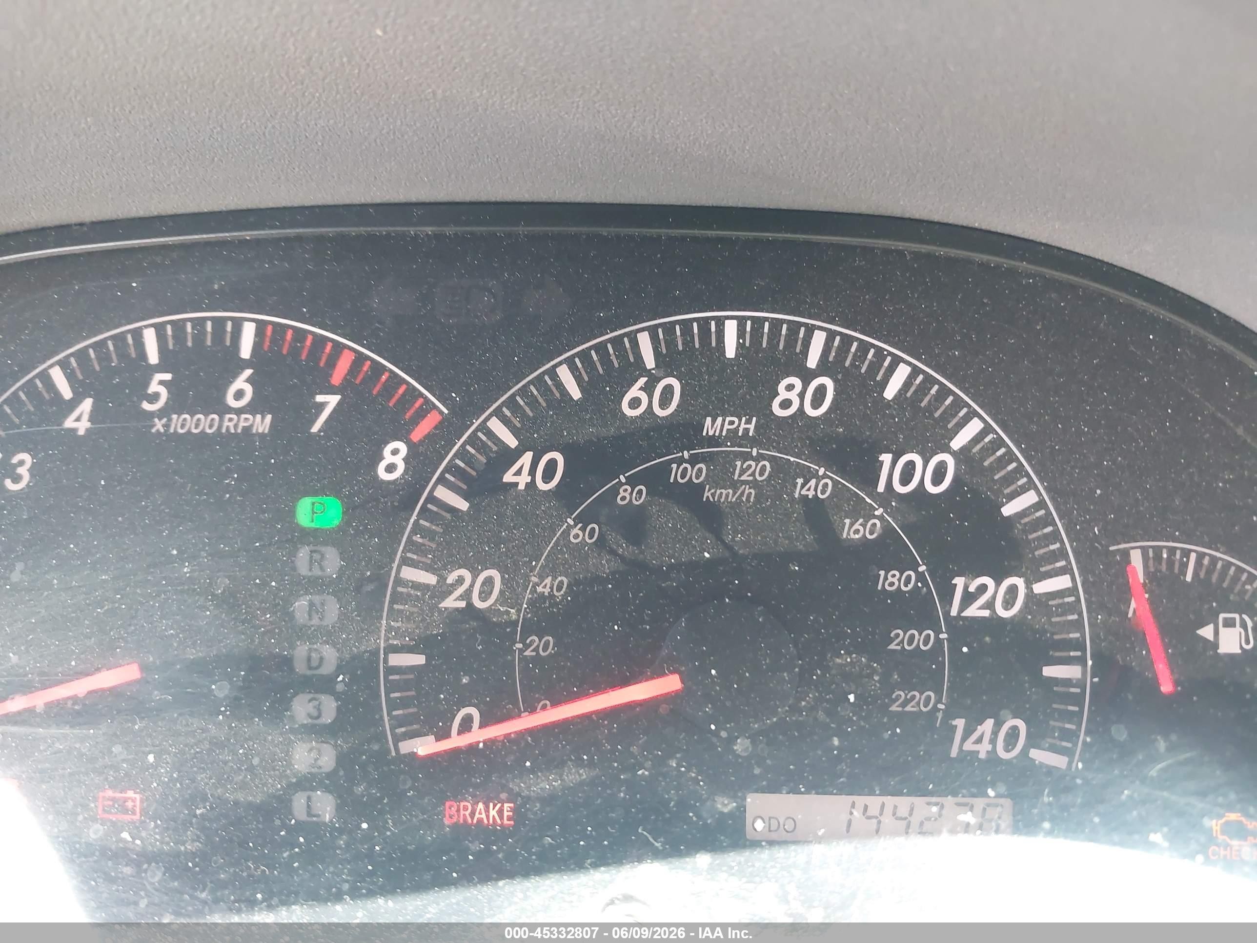 2005 Toyota Camry Le Silver vin: 4T1BE32K95U561979