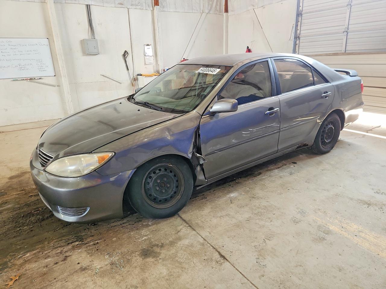 4T1BE32K95U609108