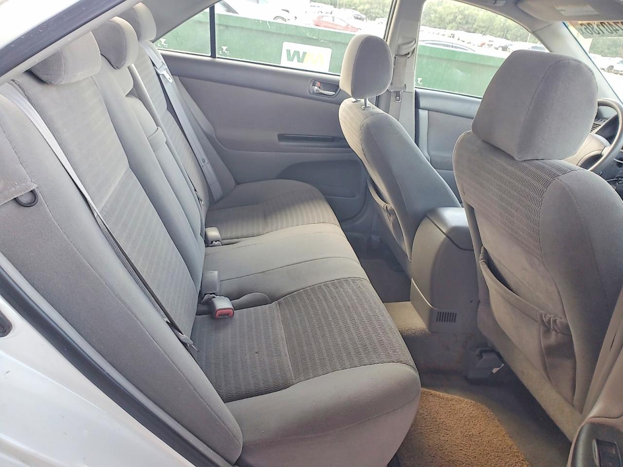2005 Toyota Camry Le White vin: 4T1BE32K95U617953