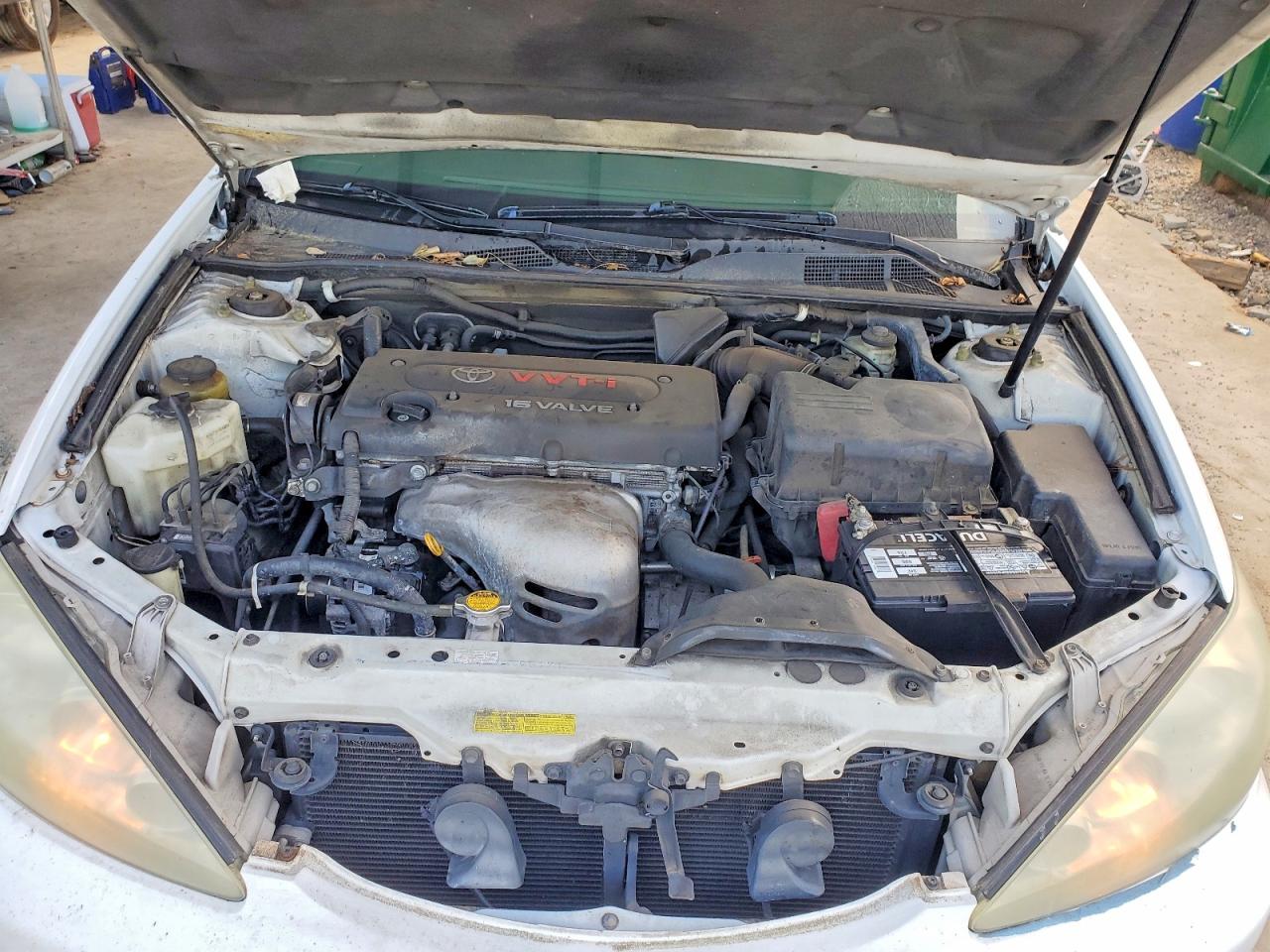 2005 Toyota Camry Le White vin: 4T1BE32K95U617953