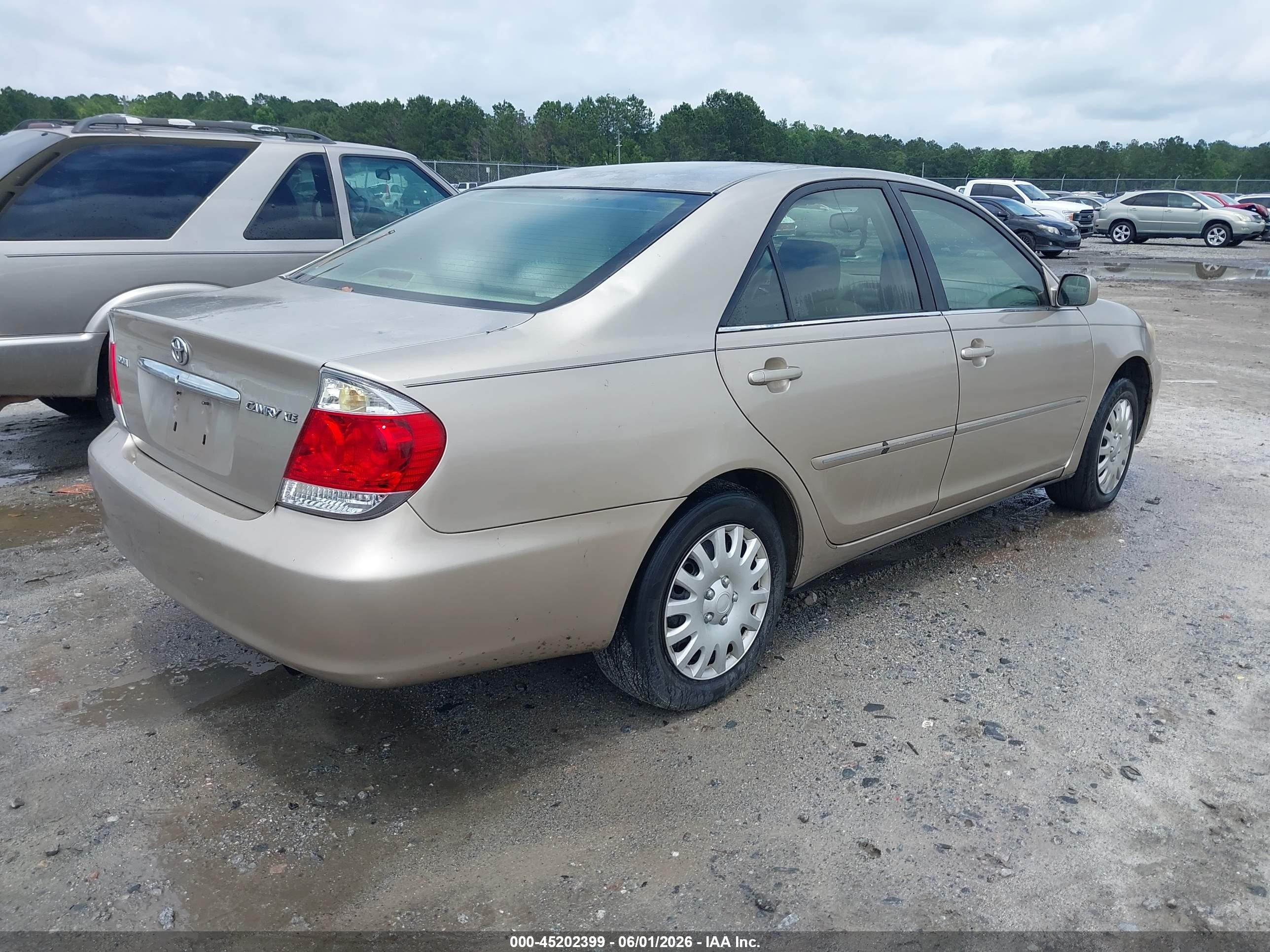 2005 Toyota Camry Xle Champagne vin: 4T1BE32K95U971620