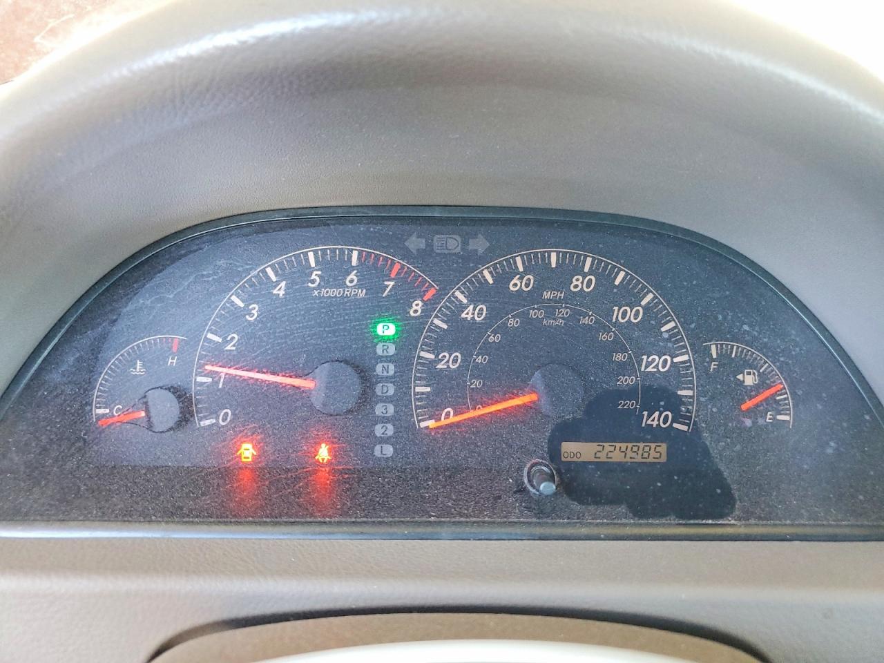 2006 Toyota Camry Le Red vin: 4T1BE32K96U127191