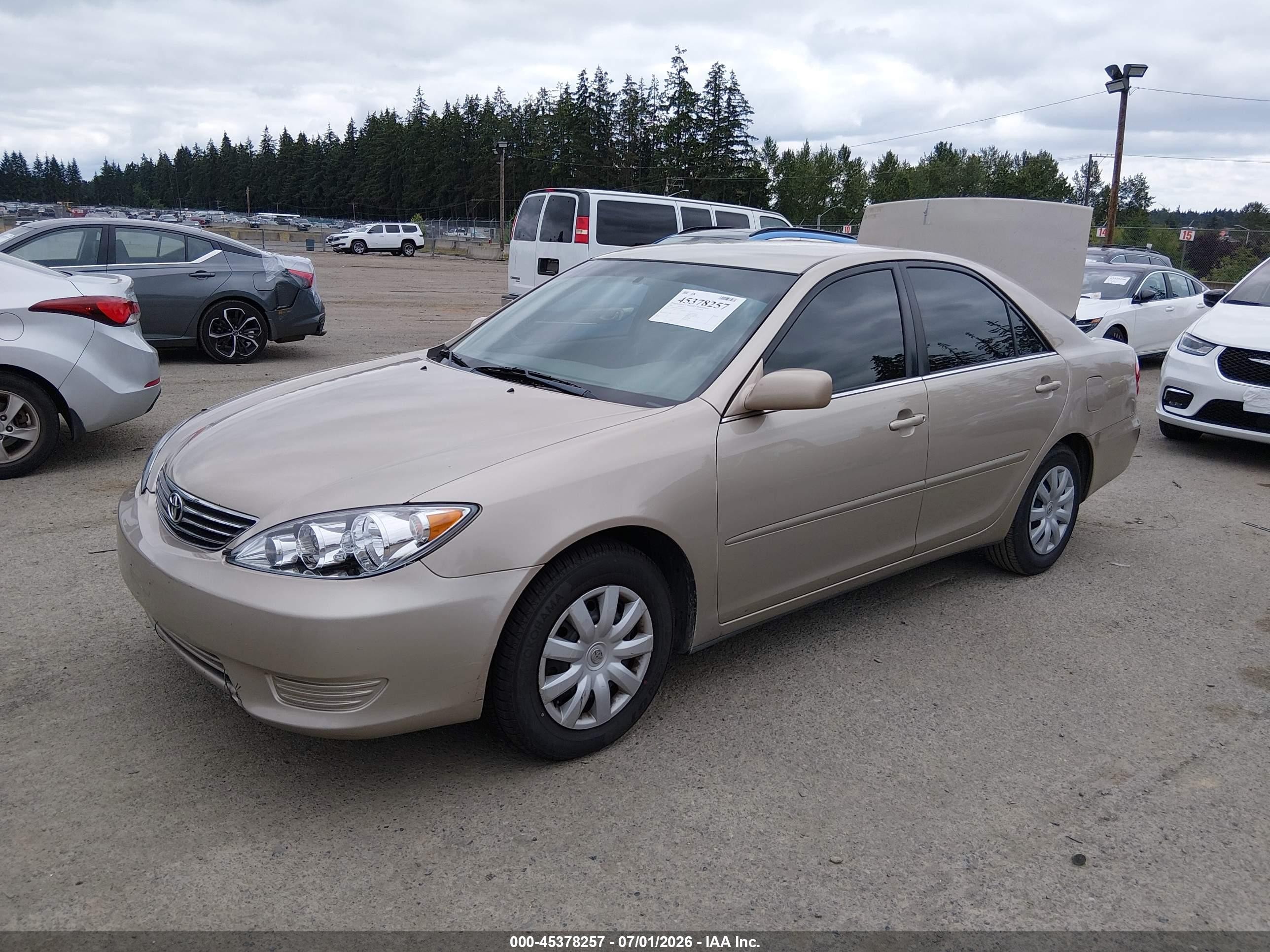2006 Toyota Camry Le Brown vin: 4T1BE32K96U149157