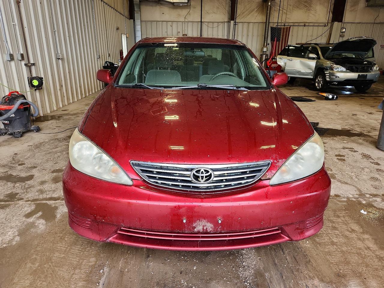 2006 Toyota Camry Le Темно-бордовый vin: 4T1BE32K96U156352