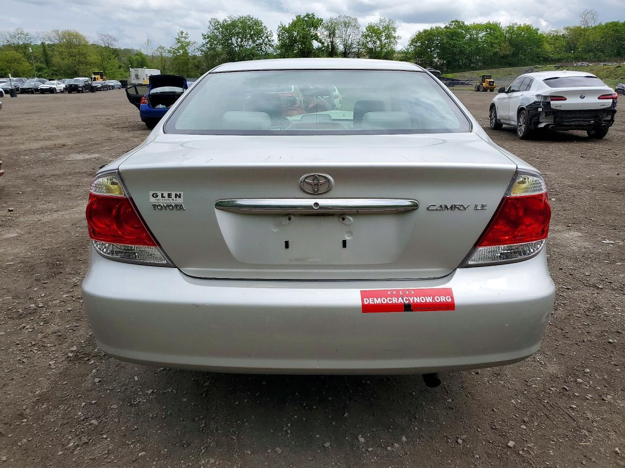 2006 Toyota Camry Le Silver vin: 4T1BE32K96U643518
