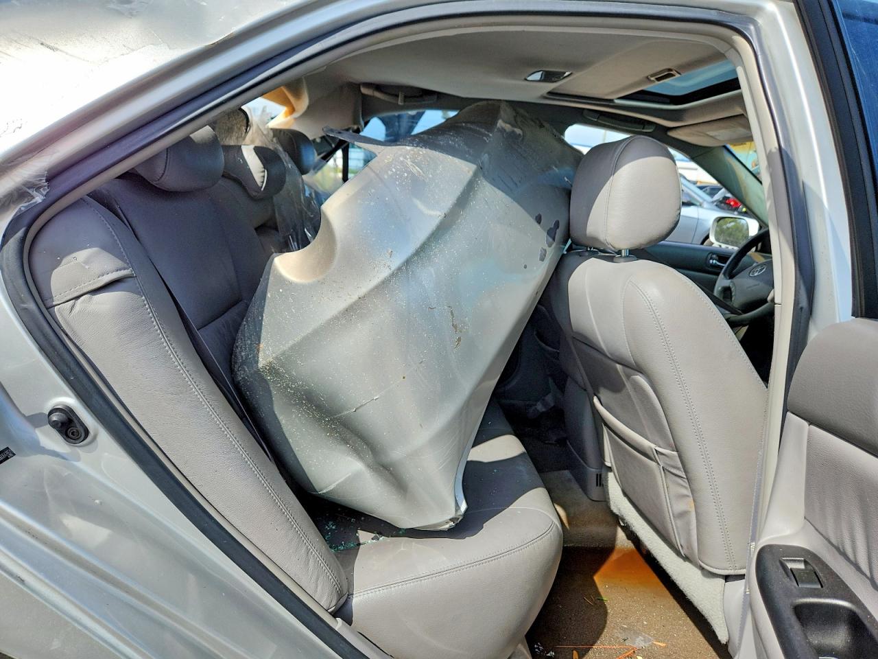 2006 Toyota Camry Le Beige vin: 4T1BE32K96U647651