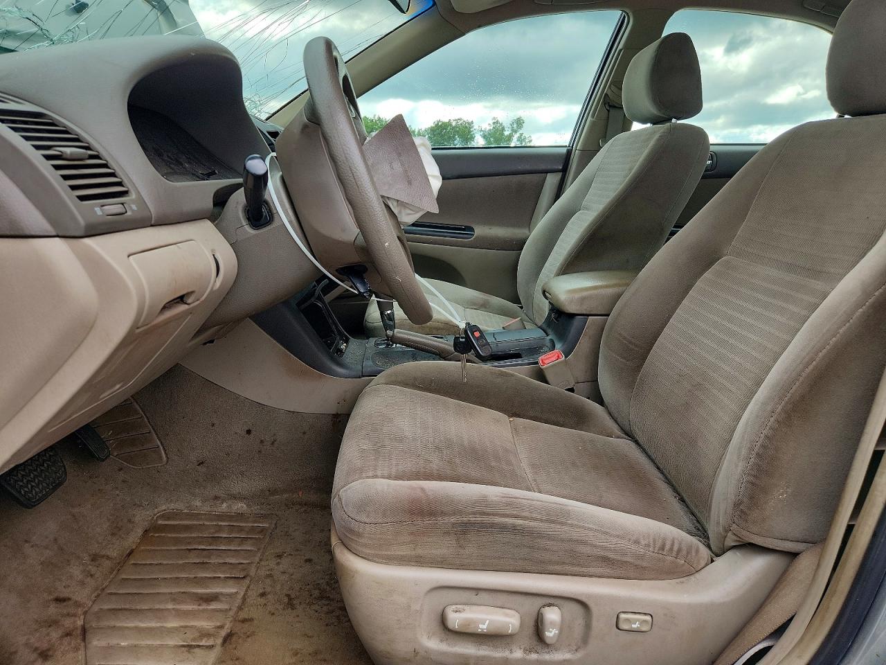 2006 Toyota Camry Le Silver vin: 4T1BE32K96U647942