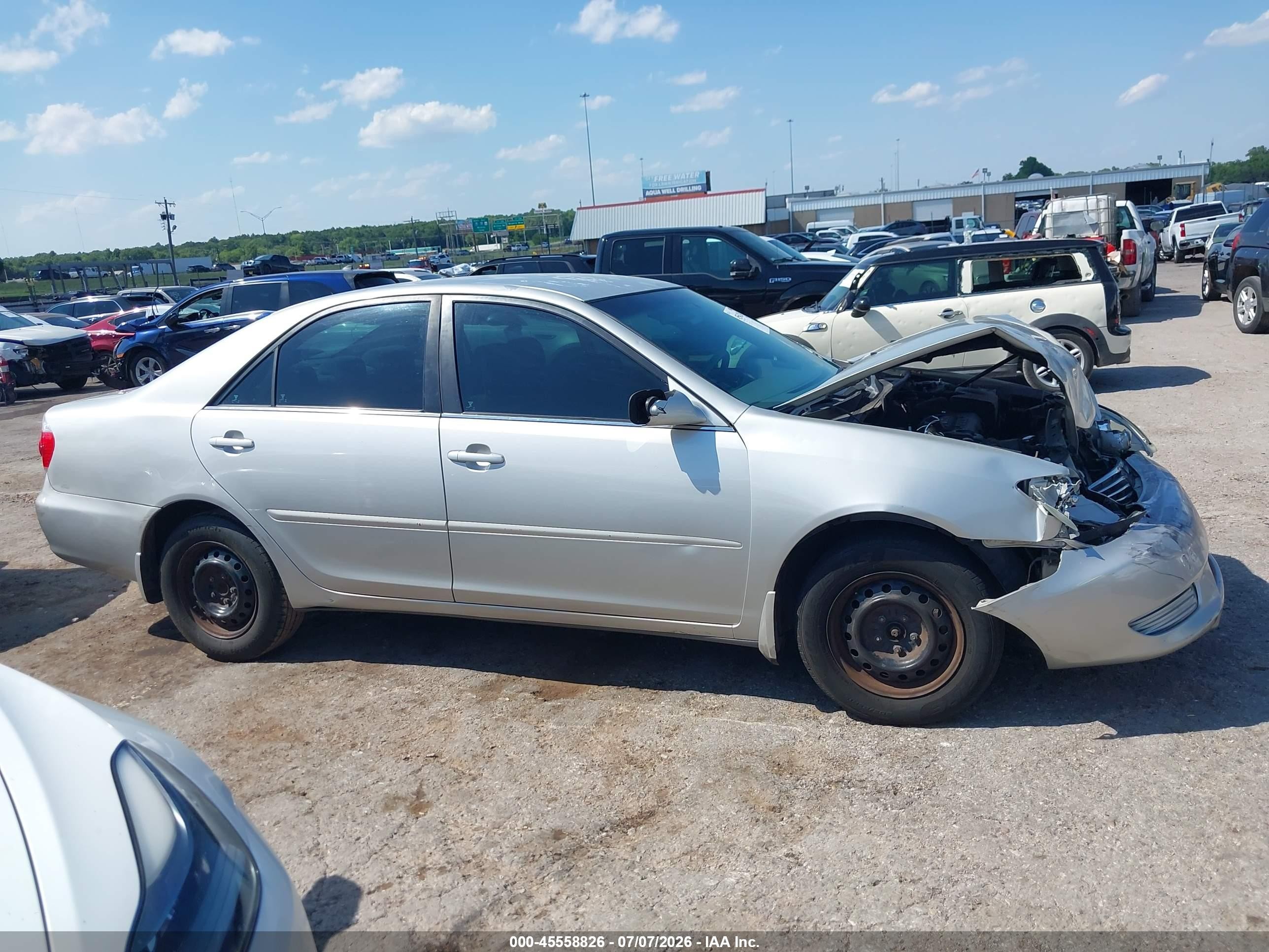 2006 Toyota Camry Le Silver vin: 4T1BE32K96U680391
