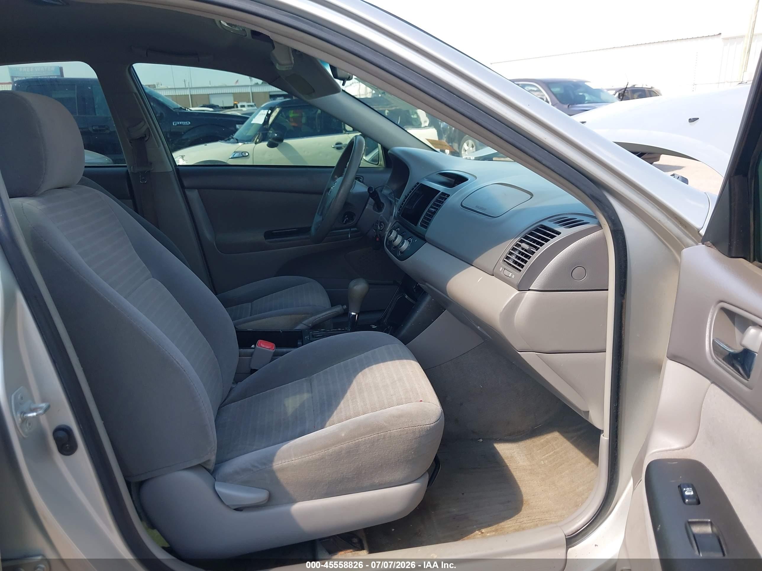 2006 Toyota Camry Le Silver vin: 4T1BE32K96U680391