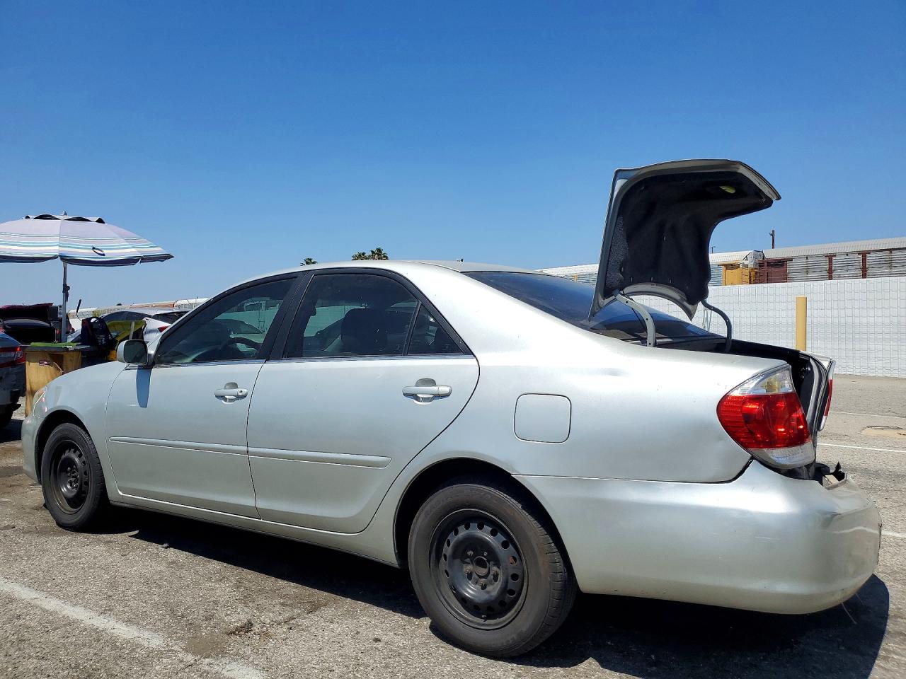 2006 Toyota Camry Standard Silver vin: 4T1BE32K96U723627