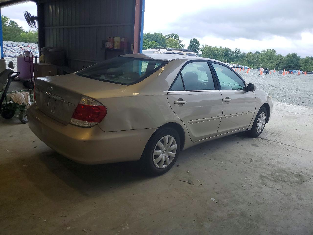 2006 Toyota Camry Le Tan vin: 4T1BE32K96U728276