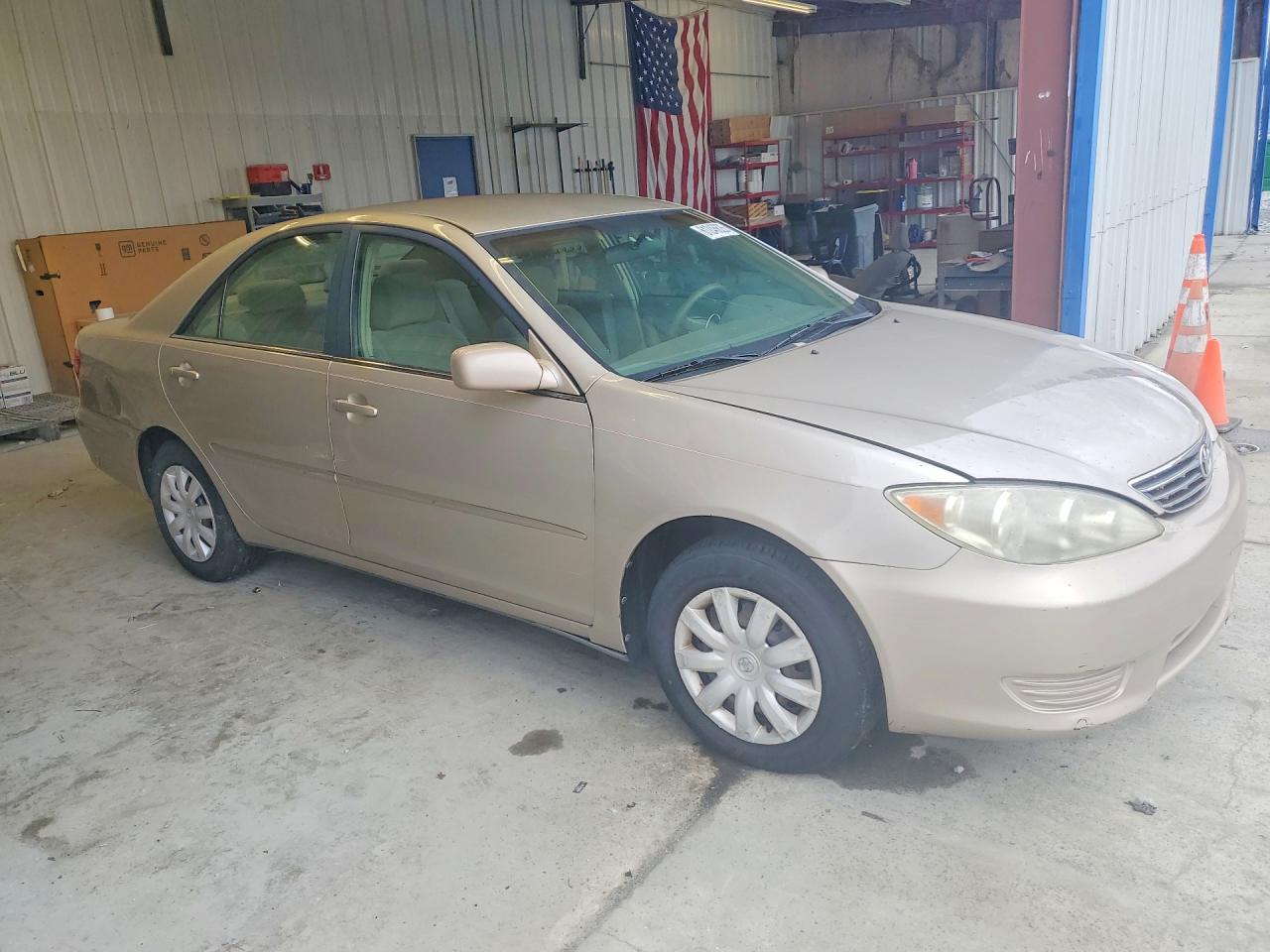 2006 Toyota Camry Le Tan vin: 4T1BE32K96U728276