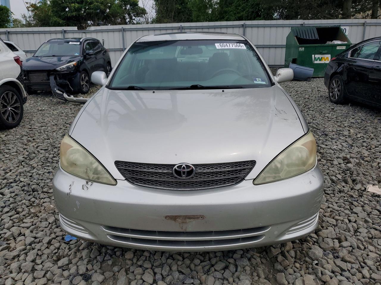 2002 Toyota Camry Le Beige vin: 4T1BE32KX2U007250