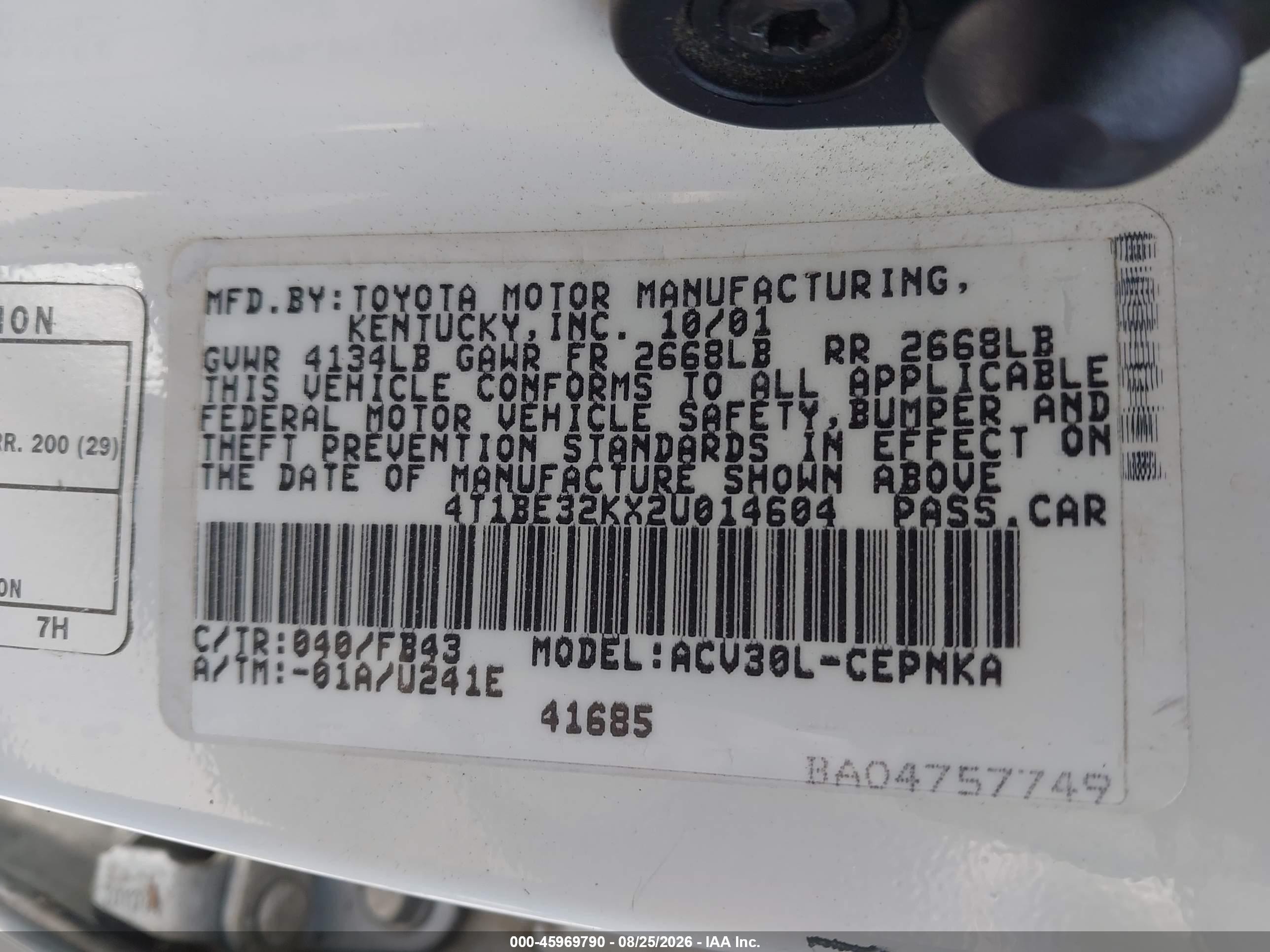 2002 Toyota Camry Le White vin: 4T1BE32KX2U014604