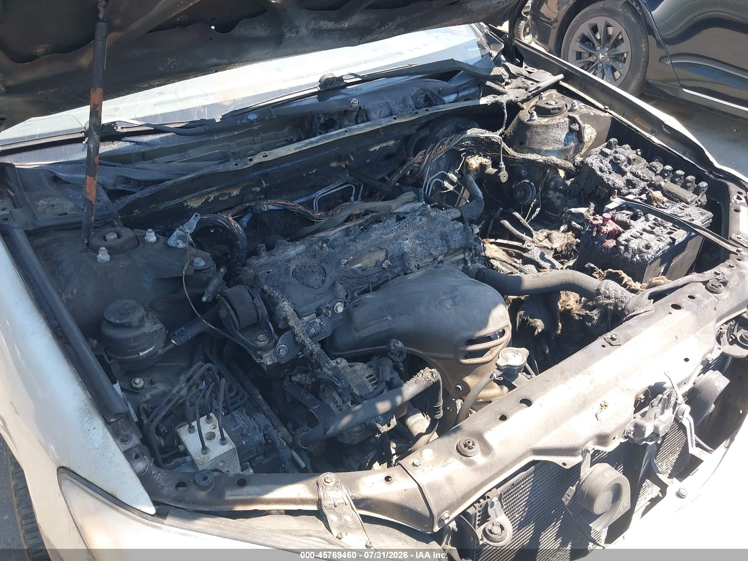 2002 Toyota Camry Xle Silver vin: 4T1BE32KX2U022122