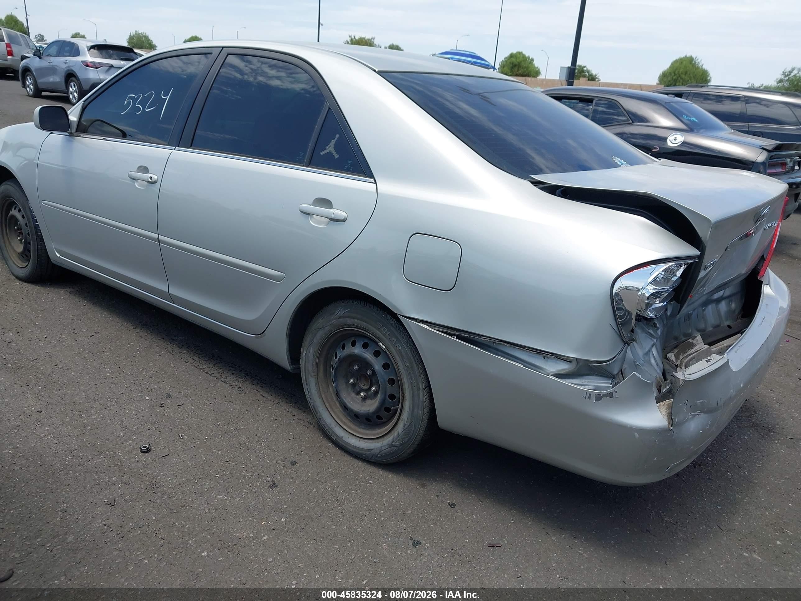 2002 Toyota Camry Le Silver vin: 4T1BE32KX2U080831