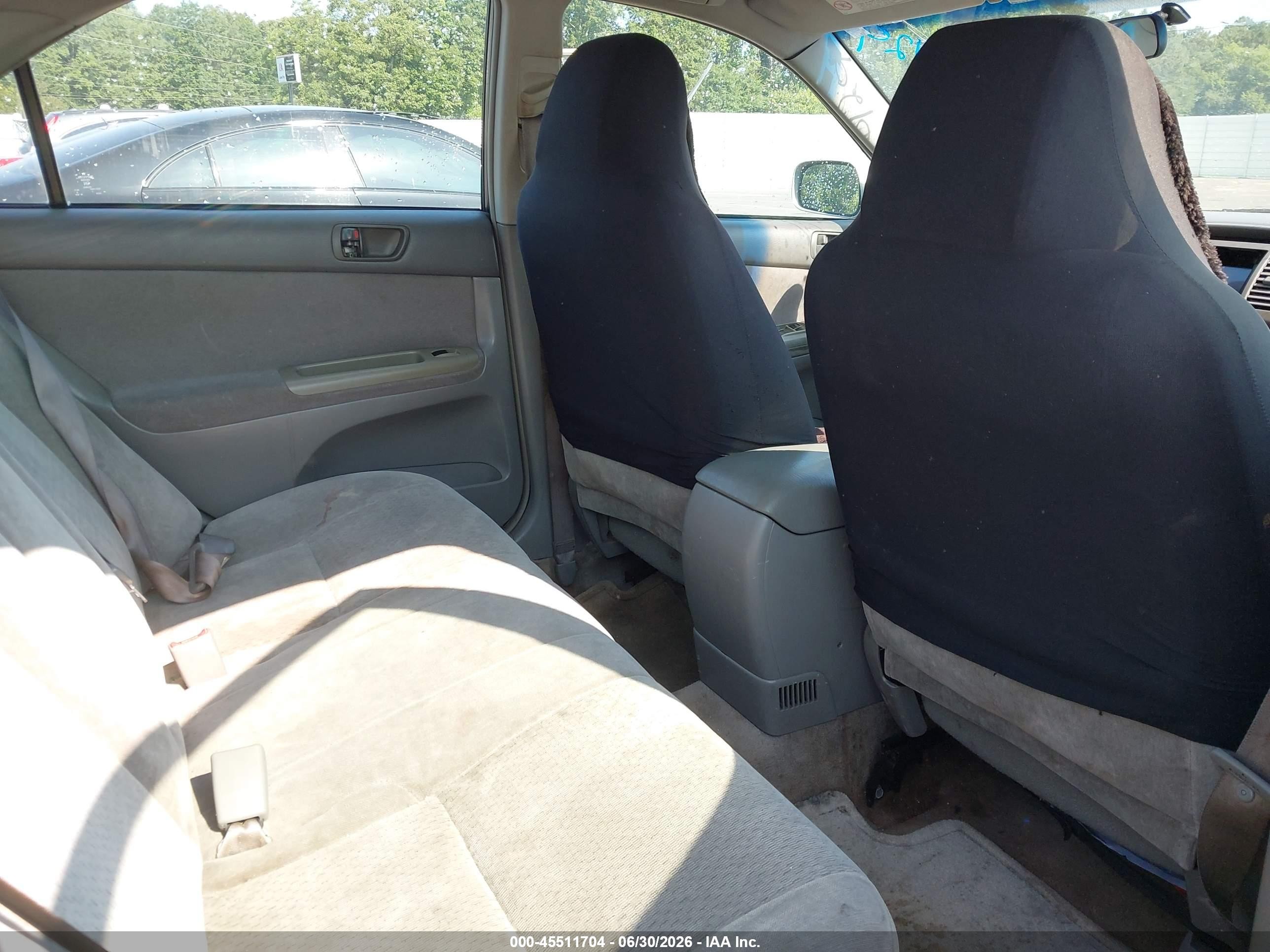 2002 Toyota Camry Le Silver vin: 4T1BE32KX2U087052
