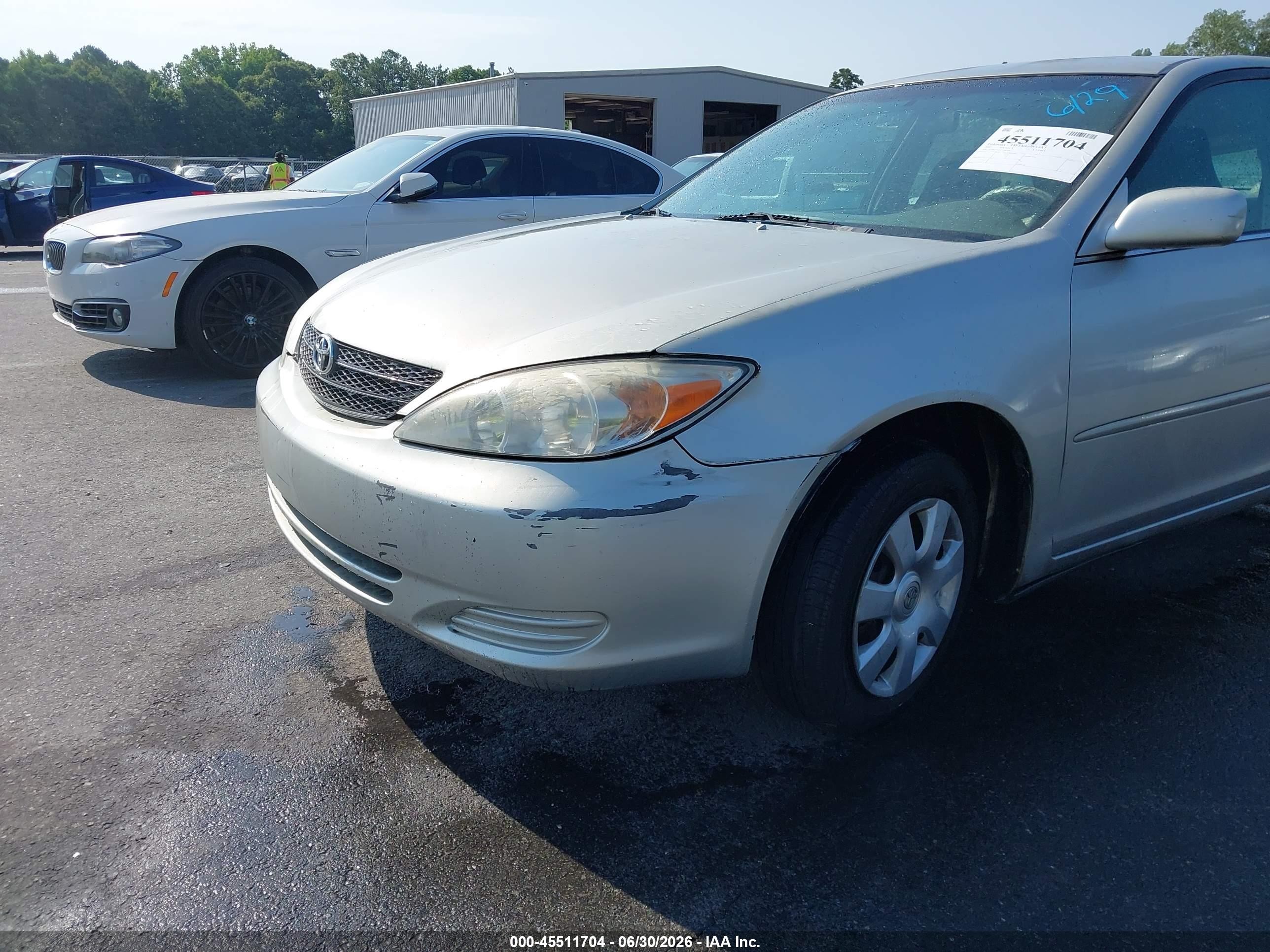 2002 Toyota Camry Le Silver vin: 4T1BE32KX2U087052