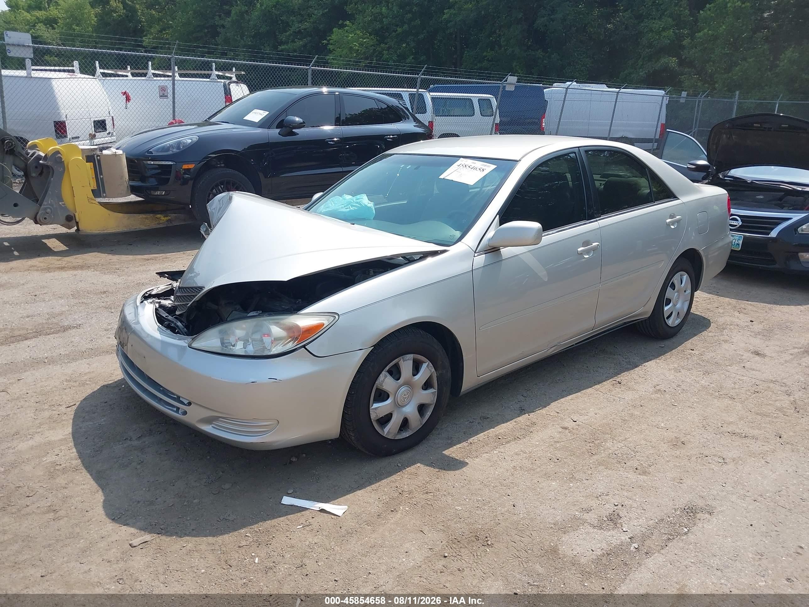 2002 Toyota Camry Le Серебряный vin: 4T1BE32KX2U097810