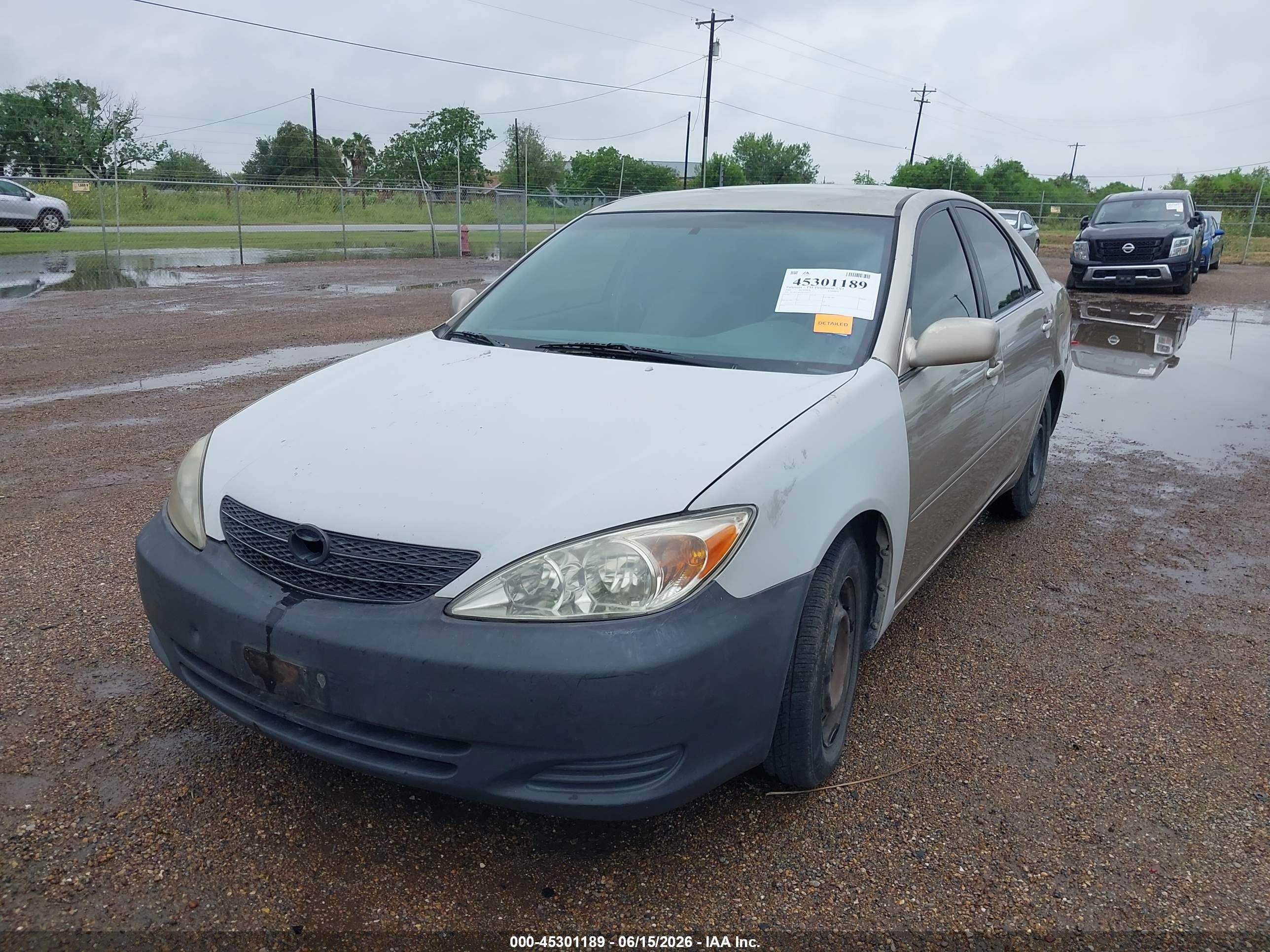 2002 Toyota Camry Le Brown vin: 4T1BE32KX2U510373