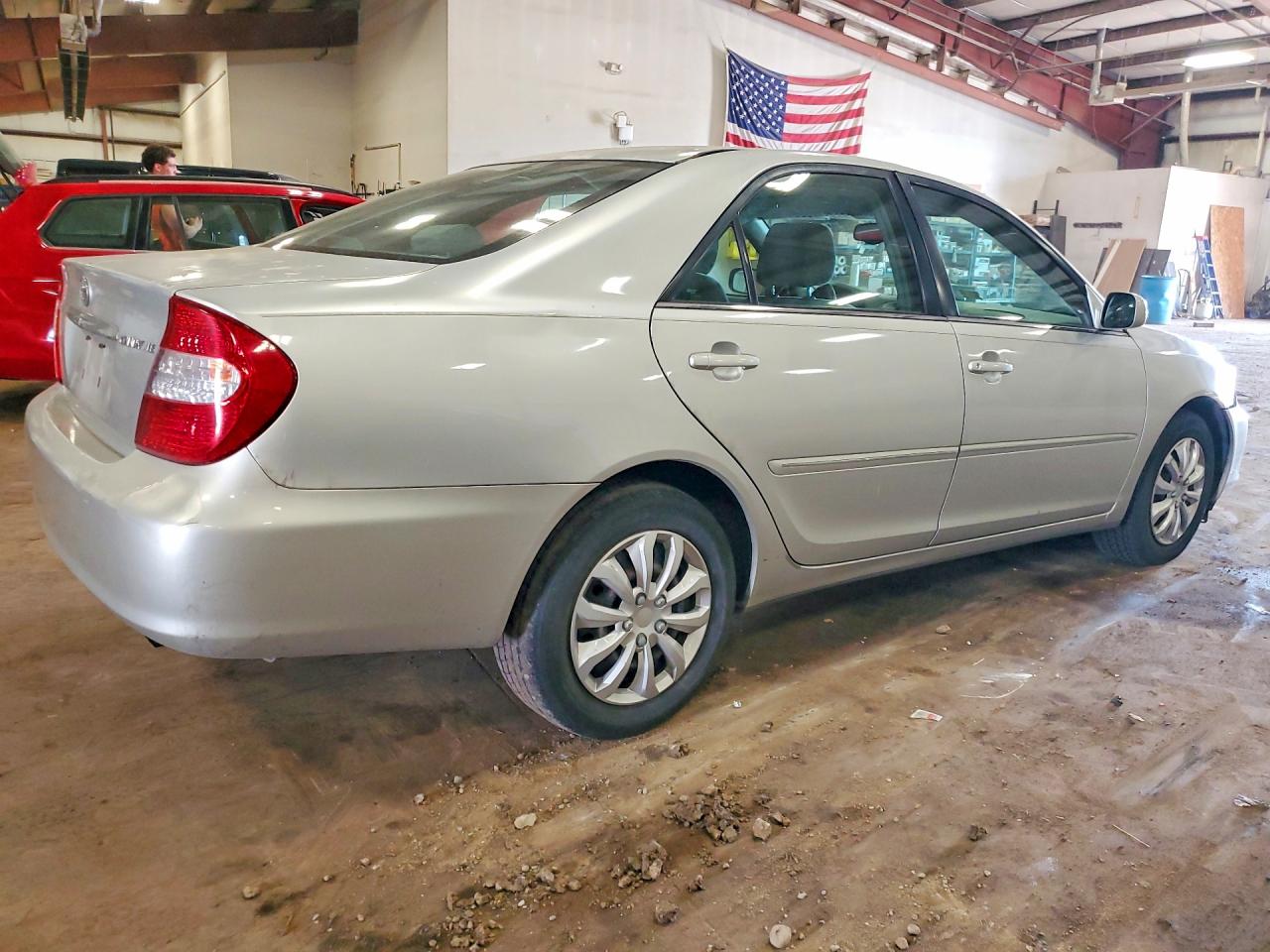 2002 Toyota Camry Xle Серебряный vin: 4T1BE32KX2U520384