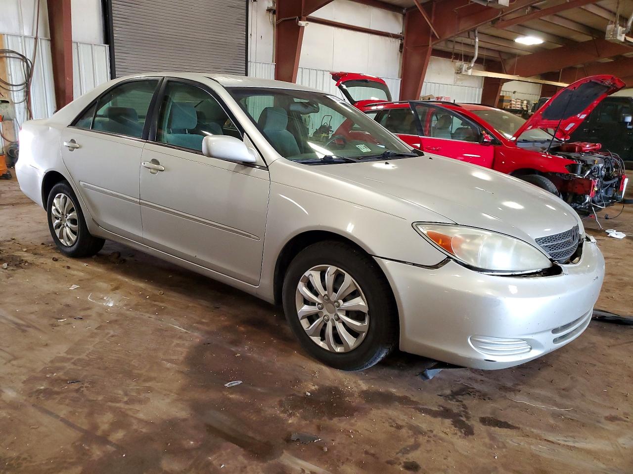 2002 Toyota Camry Xle Серебряный vin: 4T1BE32KX2U520384
