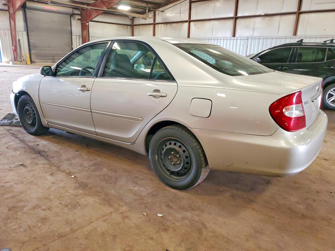 2002 Toyota Camry Xle Серебряный vin: 4T1BE32KX2U520384