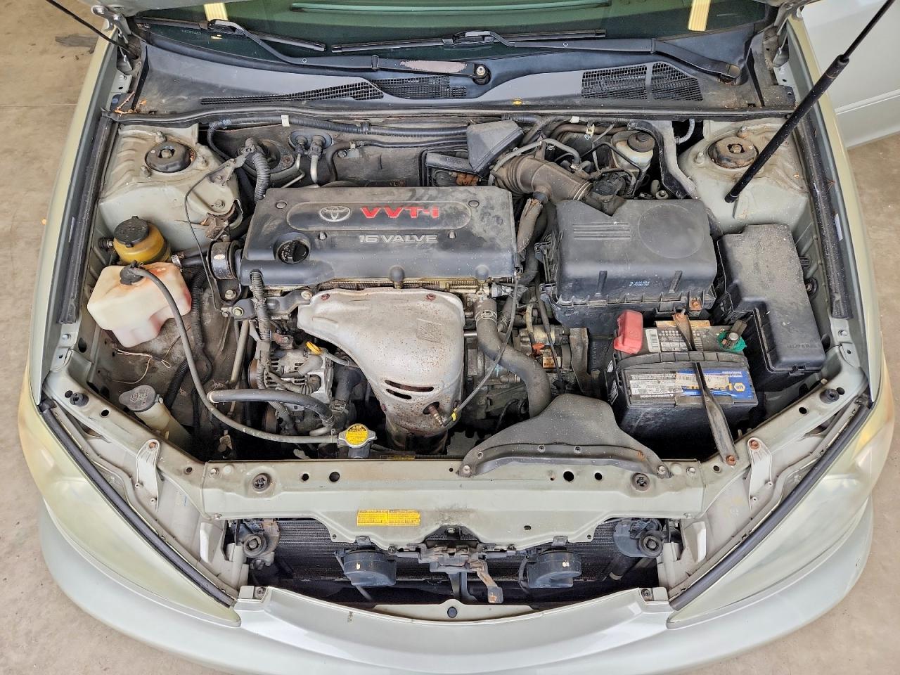 2002 Toyota Camry Le Silver vin: 4T1BE32KX2U532051