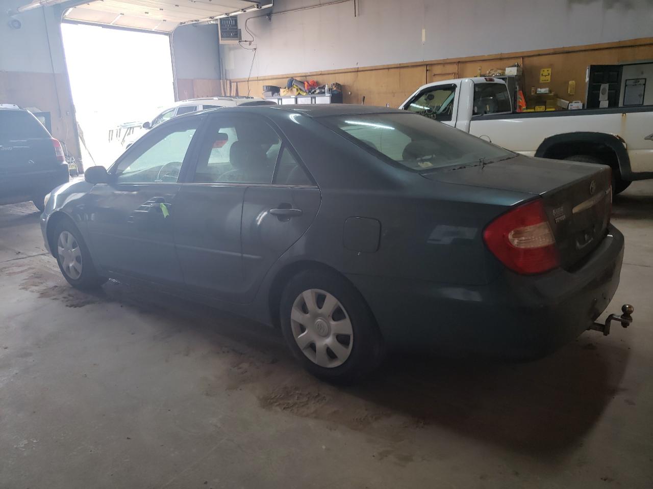 2002 Toyota Camry Gray vin: 4T1BE32KX2U541865